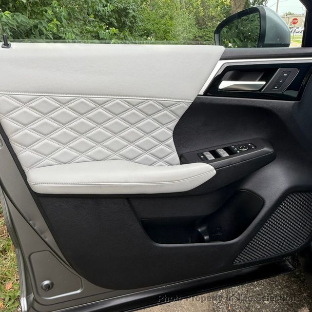 2022 Mitsubishi Outlander PHEV SEL S-AWC W/NAVIAGTION, LEATHER, APPLE CARPLAY - 23045515 - 21