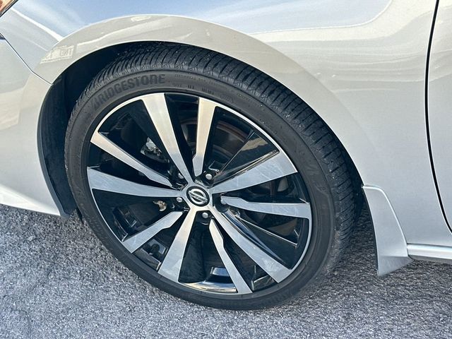 2022 Nissan Altima 2.0 SR Sedan - 23039210 - 11