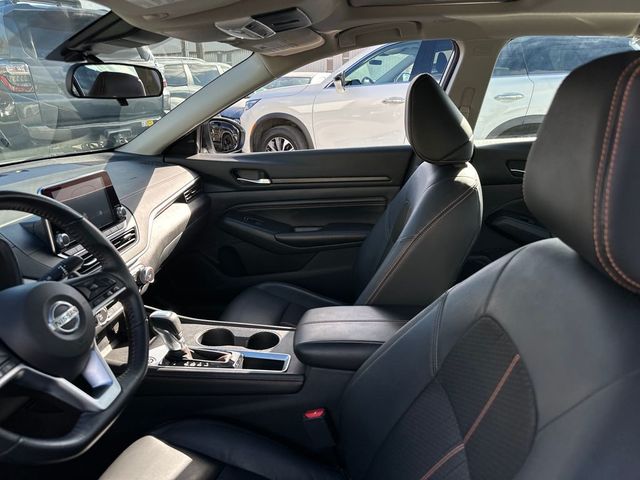 2022 Nissan Altima 2.0 SR Sedan - 23039210 - 12