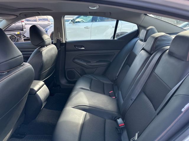 2022 Nissan Altima 2.0 SR Sedan - 23039210 - 14