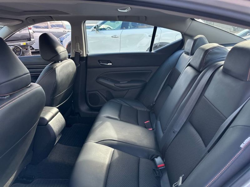 2022 Nissan Altima 2.0 SR Sedan - 23039210 - 14