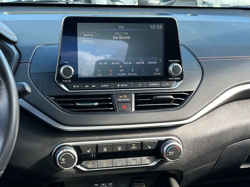 2022 Nissan Altima 2.0 SR Sedan - 23039210 - 15