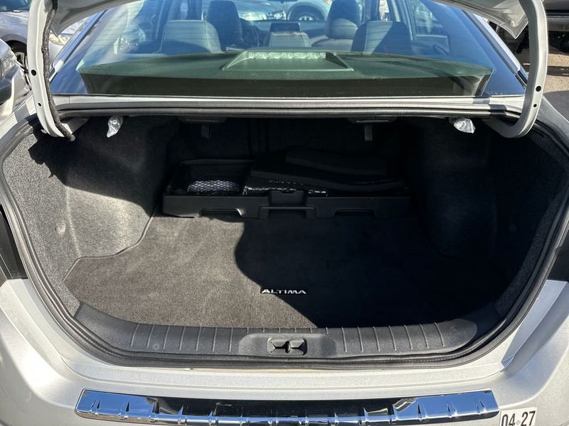 2022 Nissan Altima 2.0 SR Sedan - 23039210 - 20