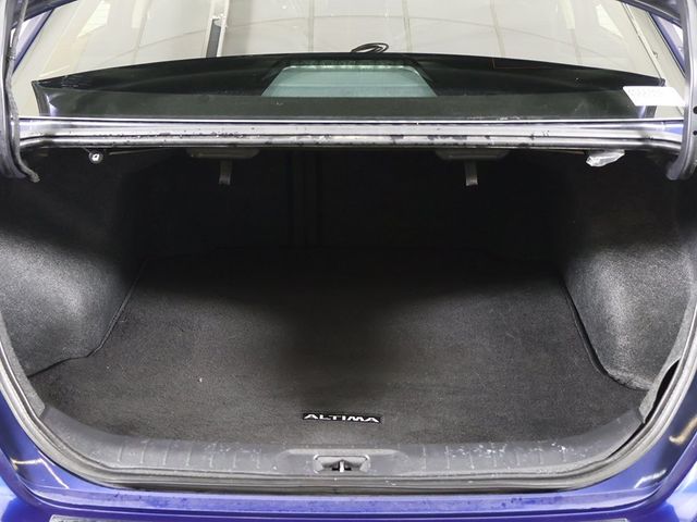 2022 Nissan Altima 2.0 SR Sedan - 22913812 - 17