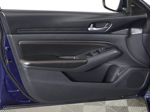 2022 Nissan Altima 2.0 SR Sedan - 22913812 - 21