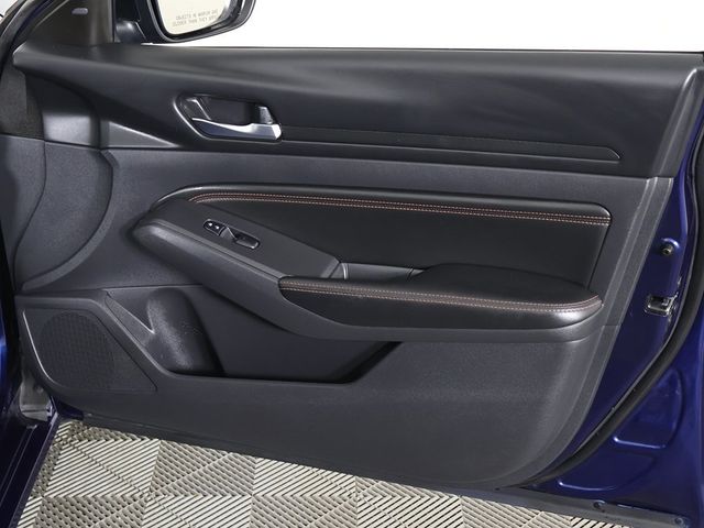 2022 Nissan Altima 2.0 SR Sedan - 22913812 - 22