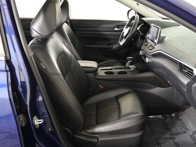 2022 Nissan Altima 2.0 SR Sedan - 22913812 - 28