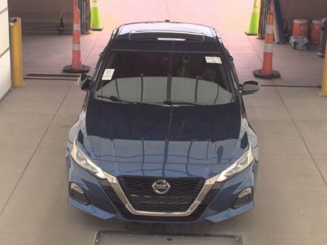 2022 Nissan Altima 2.0 SR Sedan - 22913812 - 2