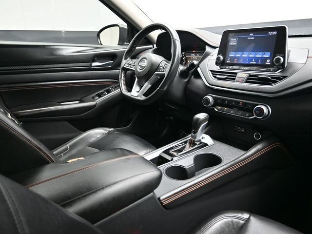 2022 Nissan Altima 2.0 SR Sedan - 22993510 - 13