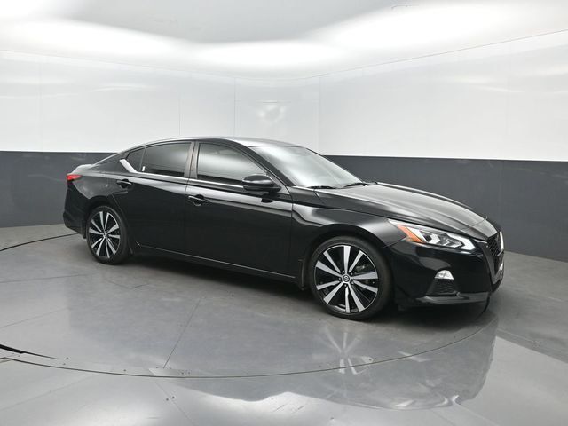 2022 Nissan Altima 2.0 SR Sedan - 22993510 - 31