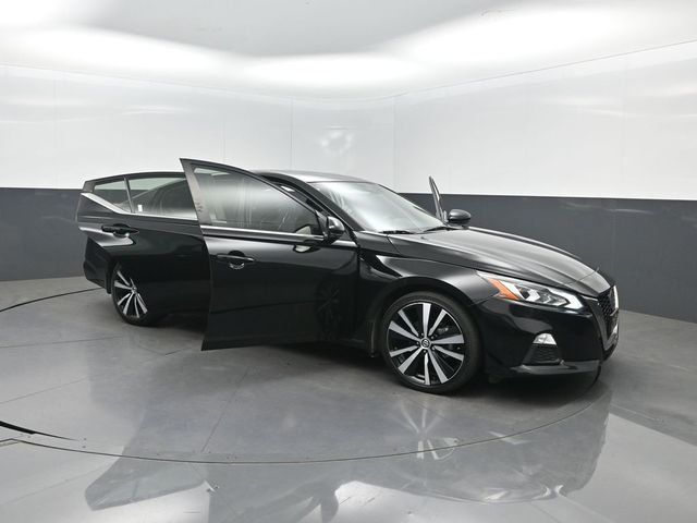 2022 Nissan Altima 2.0 SR Sedan - 22993510 - 35