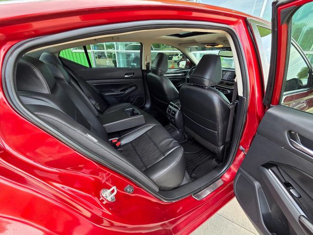 2022 Nissan Altima 2.5 Platinum AWD Sedan - 22876333 - 19