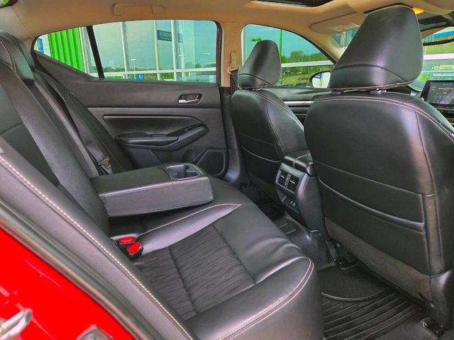 2022 Nissan Altima 2.5 Platinum AWD Sedan - 22876333 - 22