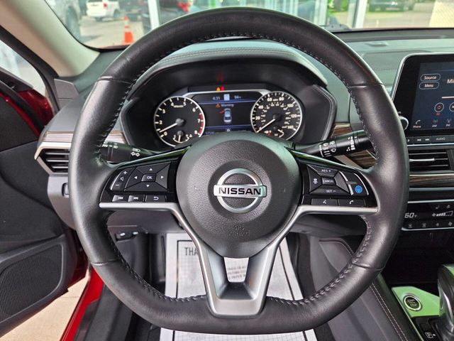 2022 Nissan Altima 2.5 Platinum AWD Sedan - 22876333 - 37