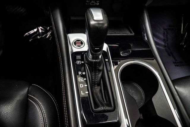 2022 Nissan Altima 2.5 Platinum AWD Sedan - 22992409 - 17