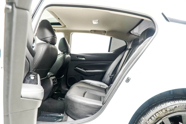 2022 Nissan Altima 2.5 Platinum AWD Sedan - 22992409 - 32