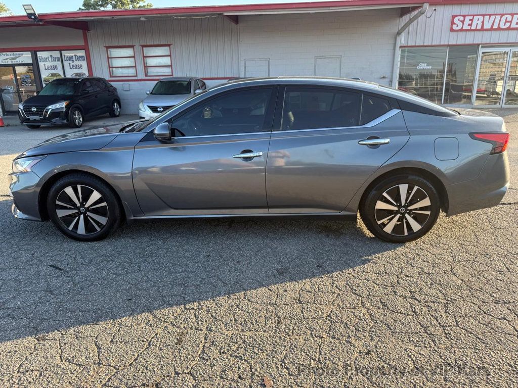 2022 Nissan Altima 2.5 SL photo 3