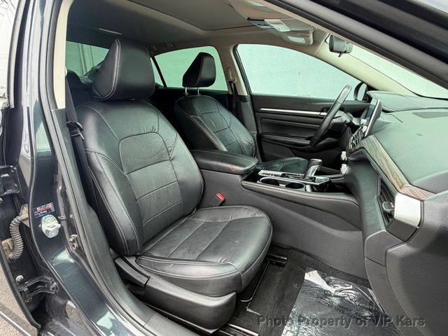 2022 Nissan Altima 2.5 SL Sedan - 23034713 - 17