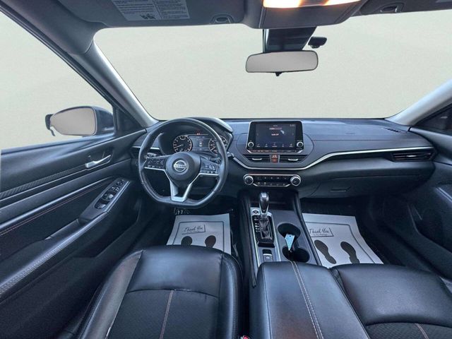 2022 Nissan Altima 2.5 SR AWD Sedan - 23036130 - 17