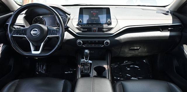 2022 Nissan Altima 2.5 SR Sedan - 23055025 - 10