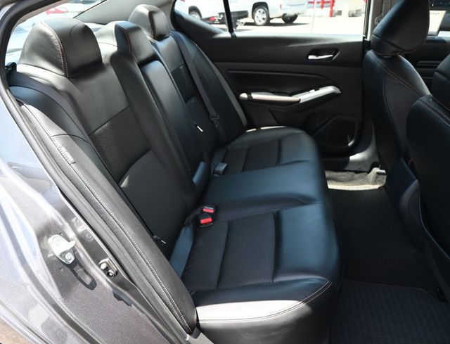 2022 Nissan Altima 2.5 SR Sedan - 23055025 - 19