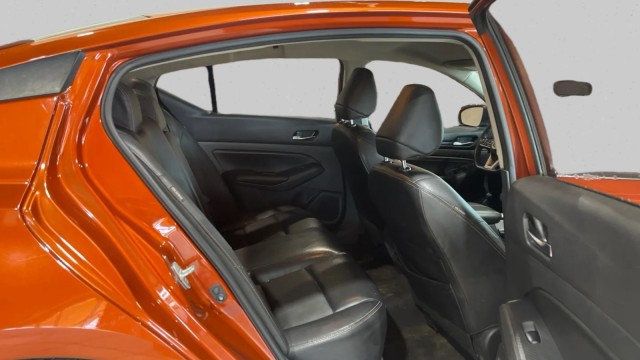 2022 Nissan Altima 2.5 SR Sedan - 23001183 - 11