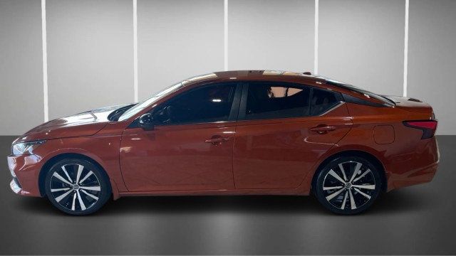 2022 Nissan Altima 2.5 SR Sedan - 23001183 - 4