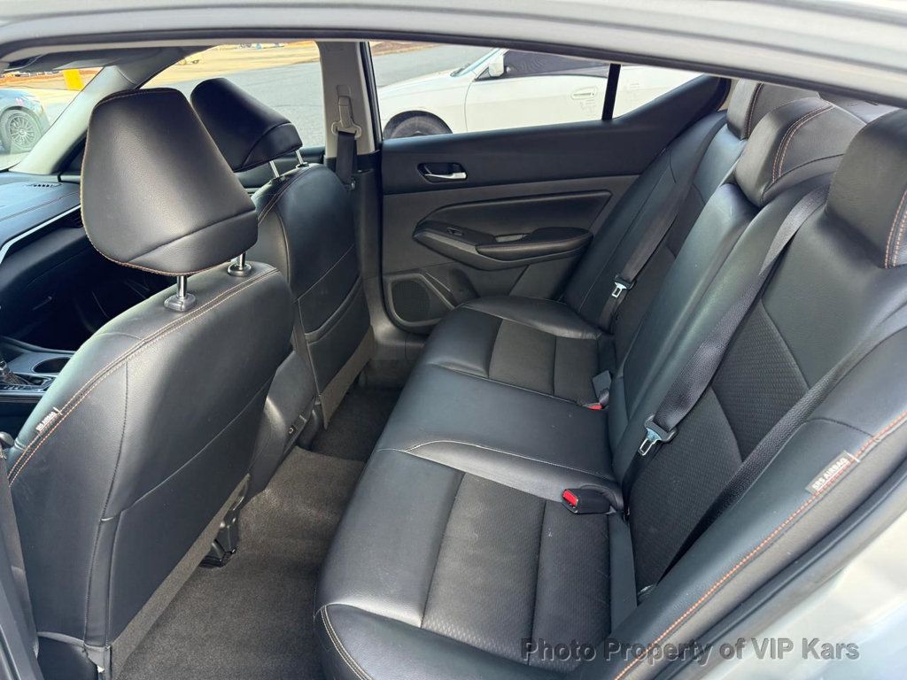 2022 Nissan Altima 2.5 SR Sedan - 23000630 - 10