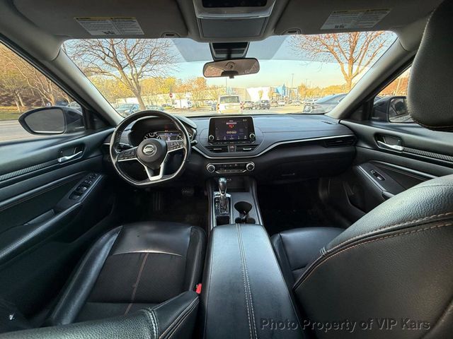 2022 Nissan Altima 2.5 SR Sedan - 23000630 - 12