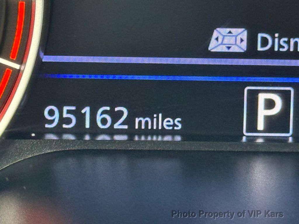 2022 Nissan Altima 2.5 SR Sedan - 23000630 - 13