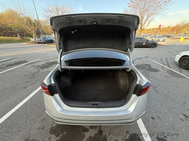 2022 Nissan Altima 2.5 SR Sedan - 23000630 - 16