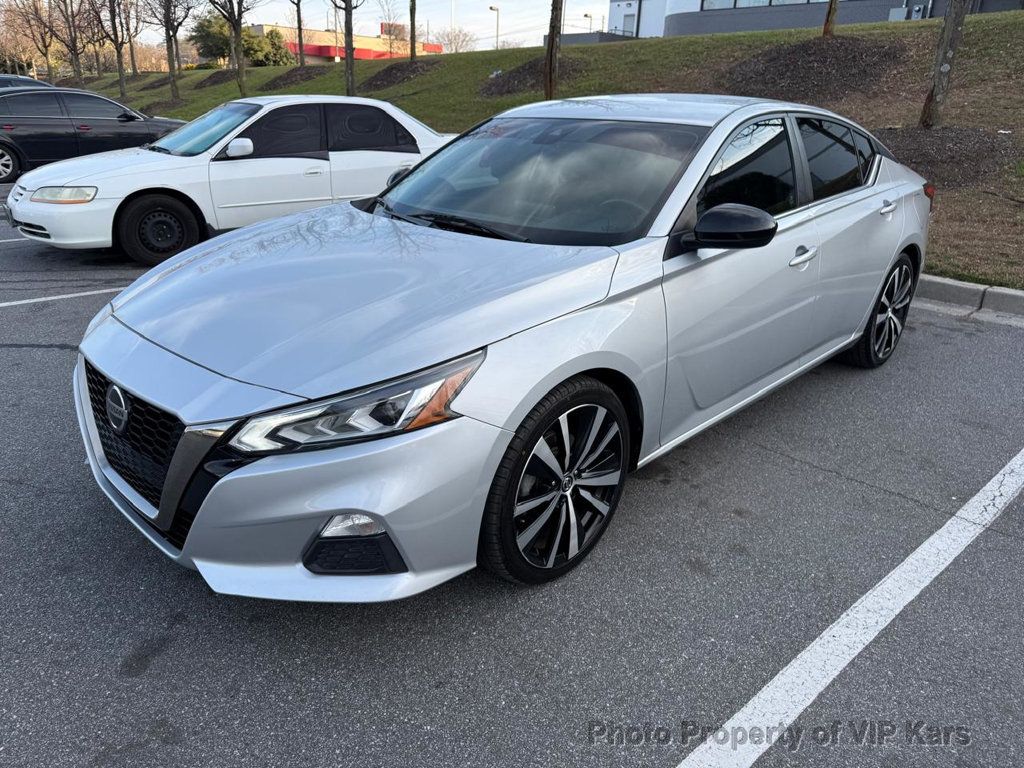 2022 Nissan Altima 2.5 SR Sedan - 23000630 - 18