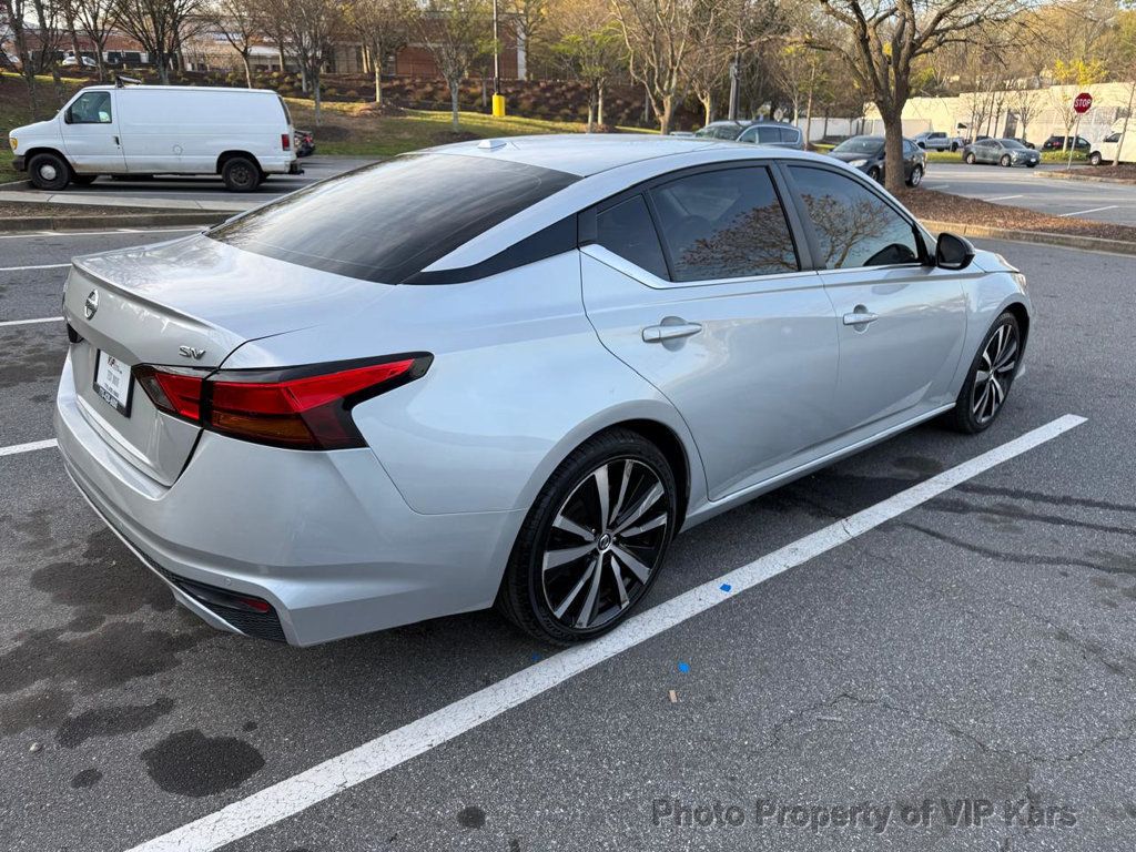 2022 Nissan Altima 2.5 SR Sedan - 23000630 - 4