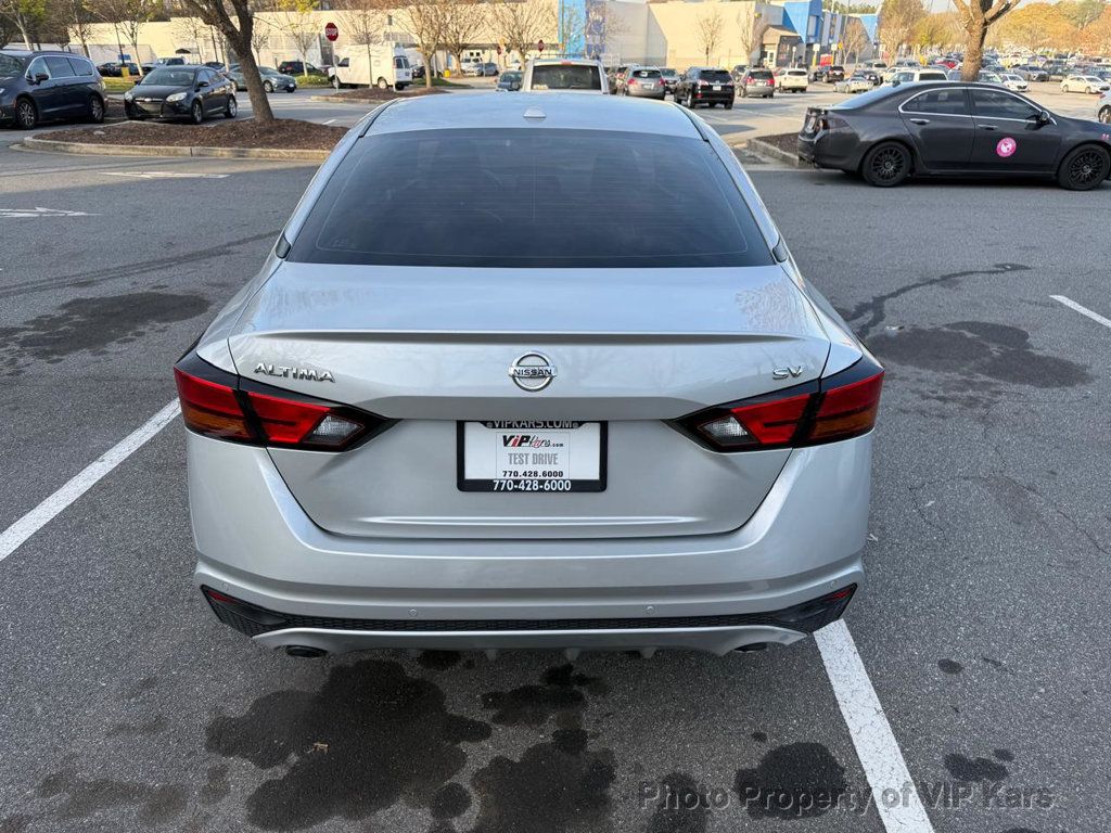 2022 Nissan Altima 2.5 SR Sedan - 23000630 - 5