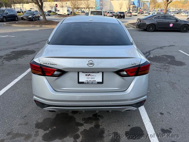 2022 Nissan Altima 2.5 SR Sedan - 23000630 - 5