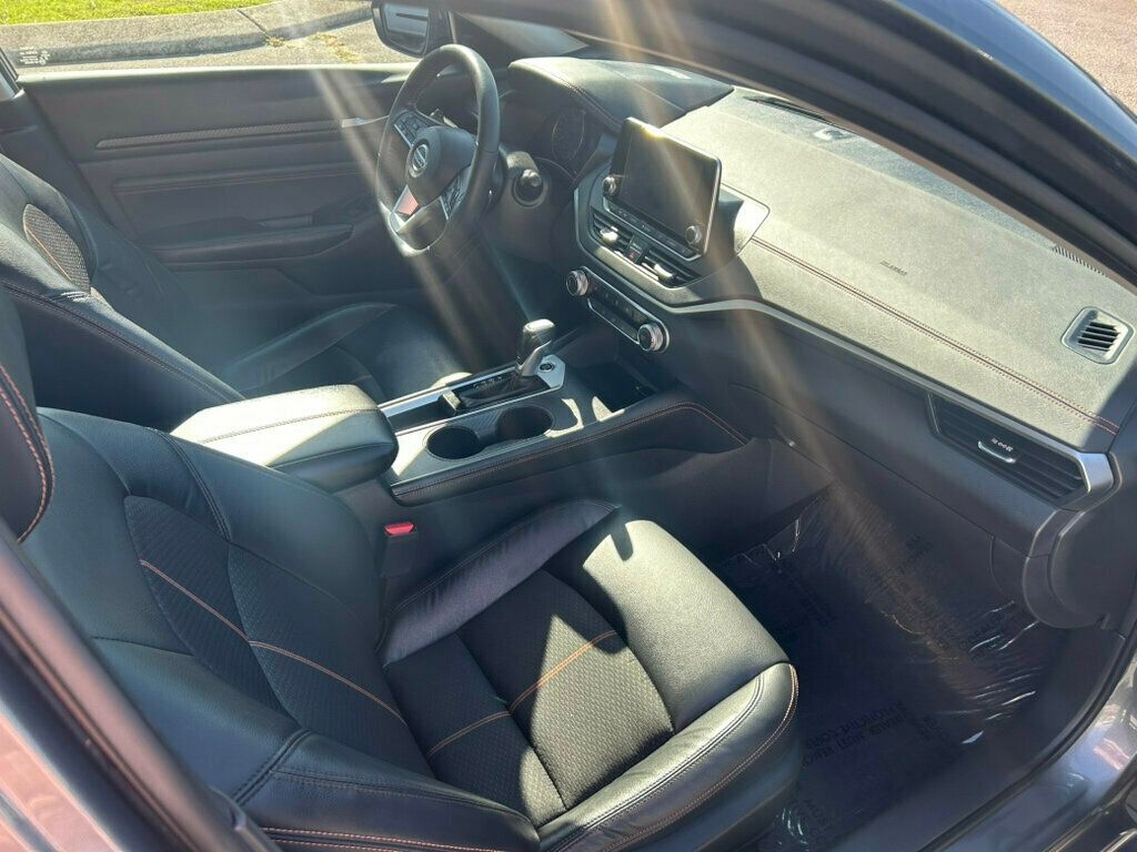 2022 Nissan Altima 2.5 SR Sedan - 22935893 - 11