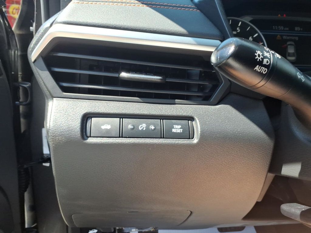 Nissan Altima photo 12