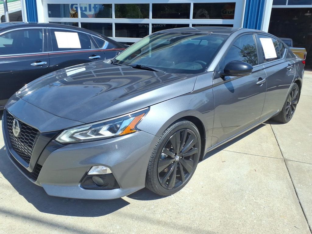 Nissan Altima photo 4
