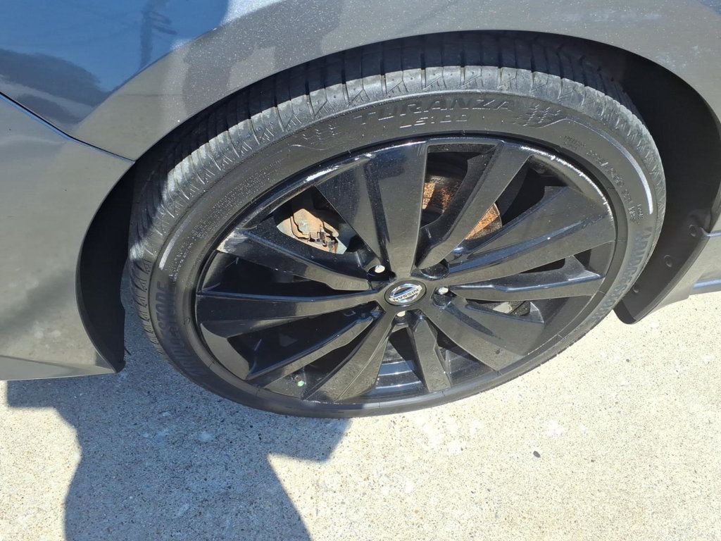 Nissan Altima photo 5