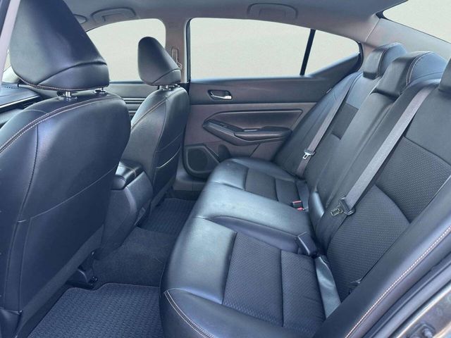 2022 Nissan Altima 2.5 SR Sedan - 23036773 - 10