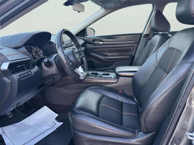 2022 Nissan Altima 2.5 SR Sedan - 23036773 - 8