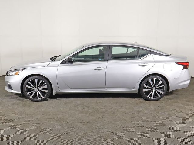 2022 Nissan Altima 2.5 SR Sedan - 23081502 - 13
