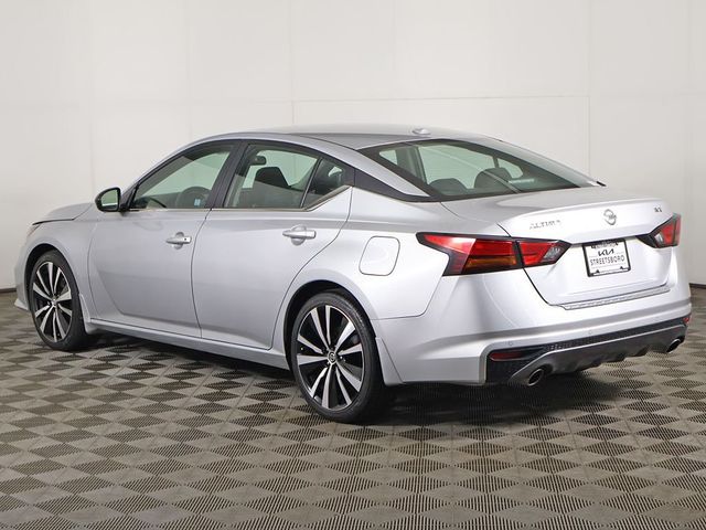 2022 Nissan Altima 2.5 SR Sedan - 23081502 - 5