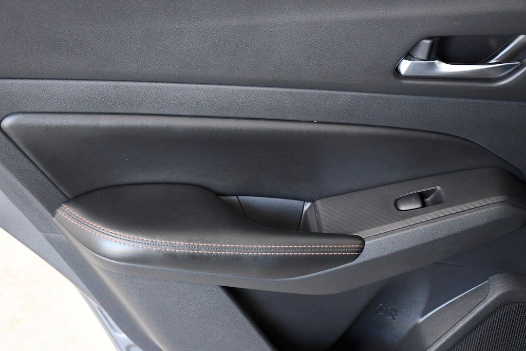 2022 Nissan Altima 2.5 SR Sedan - 22786360 - 10