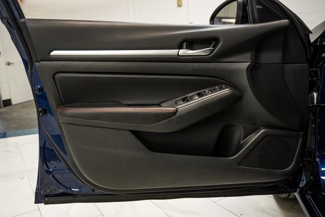 2022 Nissan Altima 2.5 SR Sedan - 22966962 - 18