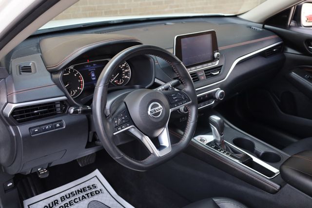 2022 Nissan Altima 2.5 SR Sedan - 22865969 - 13