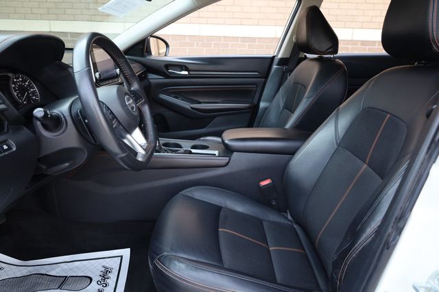 2022 Nissan Altima 2.5 SR Sedan - 22865969 - 14