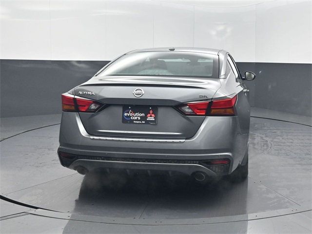 2022 Nissan Altima 2.5 SR Sedan - 22935586 - 33