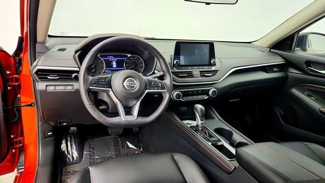 2022 Nissan Altima 2.5 SR Sedan - 23023484 - 11