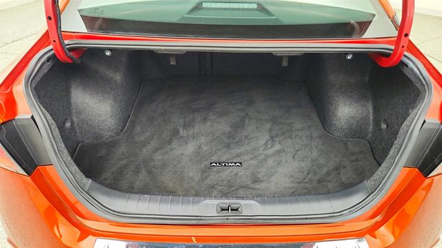 2022 Nissan Altima 2.5 SR Sedan - 23023484 - 20